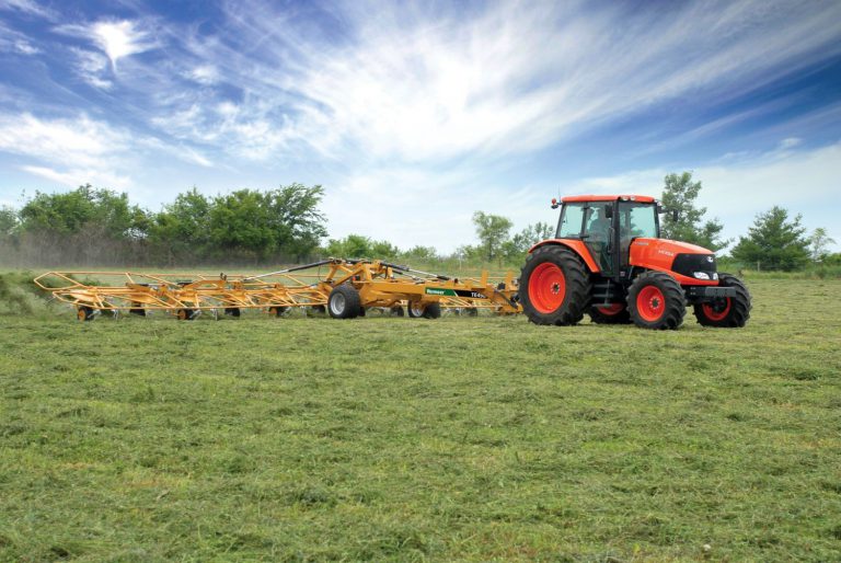 Tedder Talks: What You Need to Know About Hay Tedding