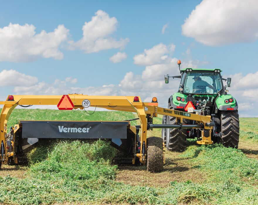 Vermeer mower conditioner