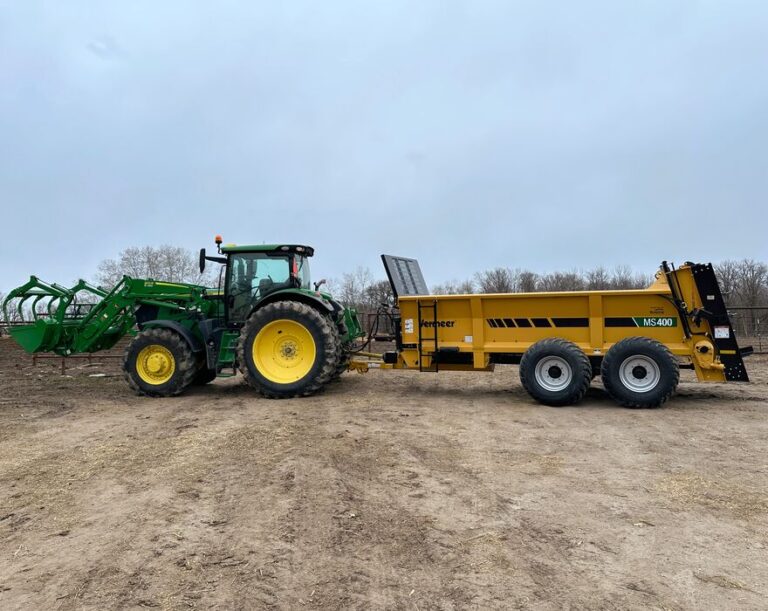From constant repairs to reliable performance: Why this Minnesota farmer chose the Vermeer MS400 manure spreader