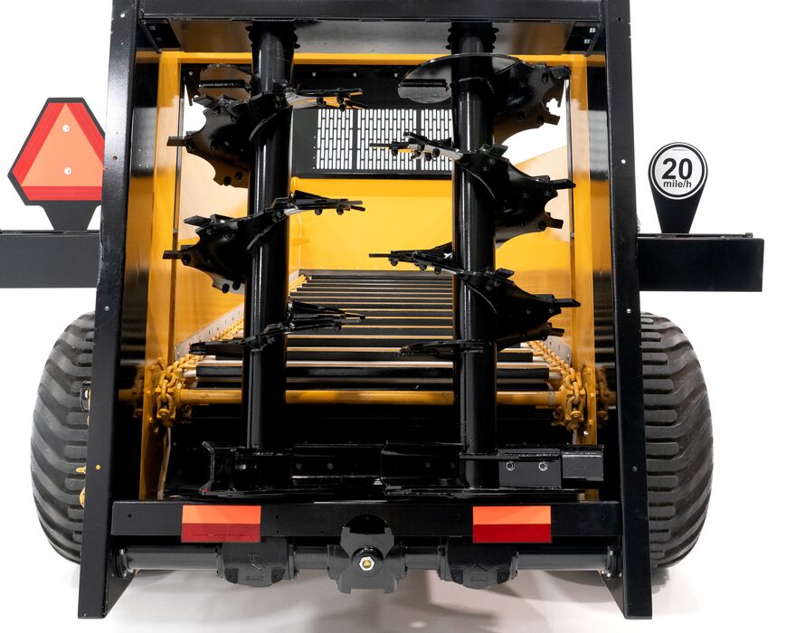 Vermeer manure spreader